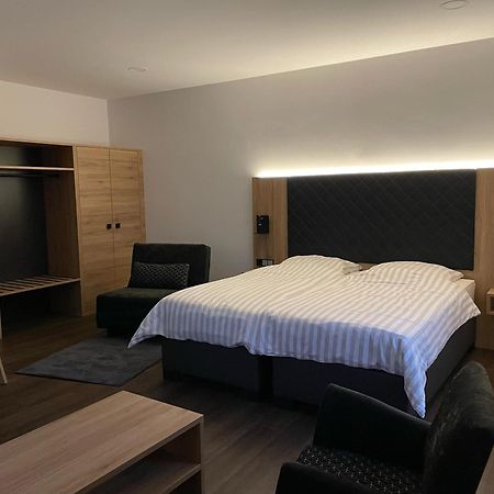 Ferienwohnung Zossen Gaestehaus Экстерьер фото