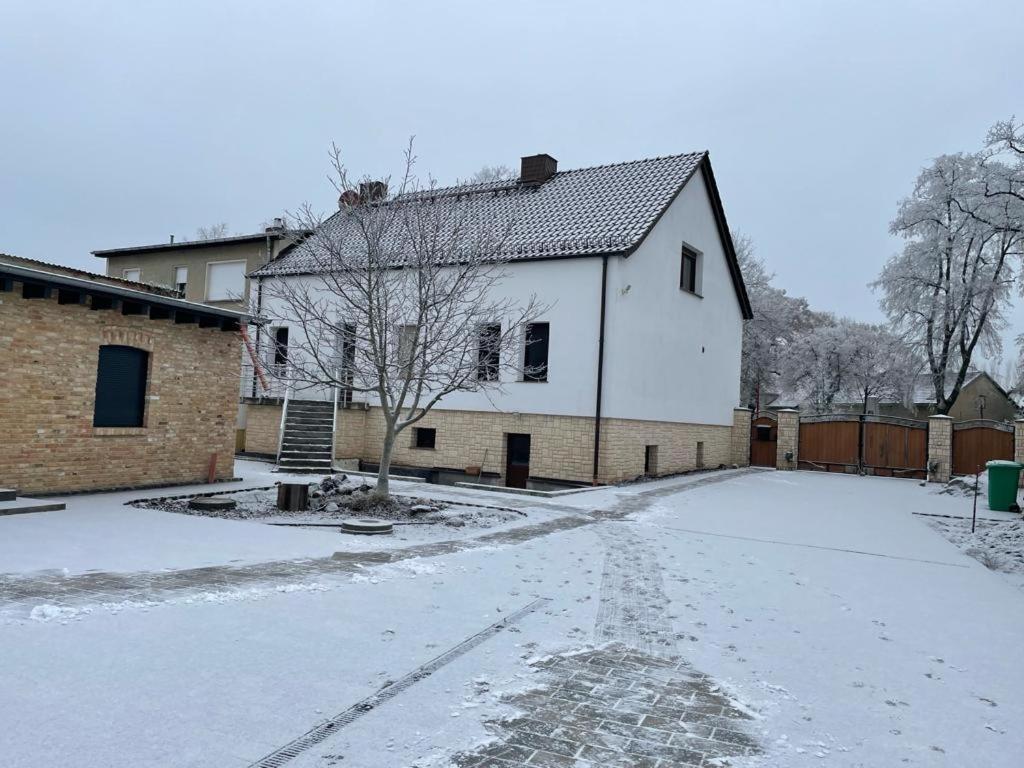 Ferienwohnung Zossen Gaestehaus Экстерьер фото